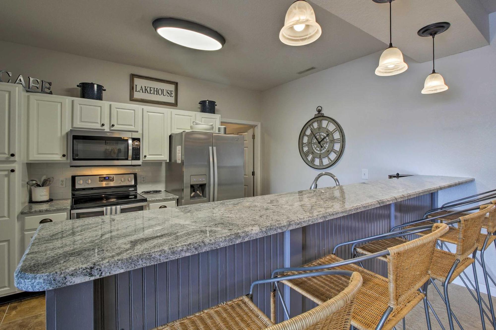 Townhouse With Shared Dock On Lake Of The Ozarks! 外观 照片